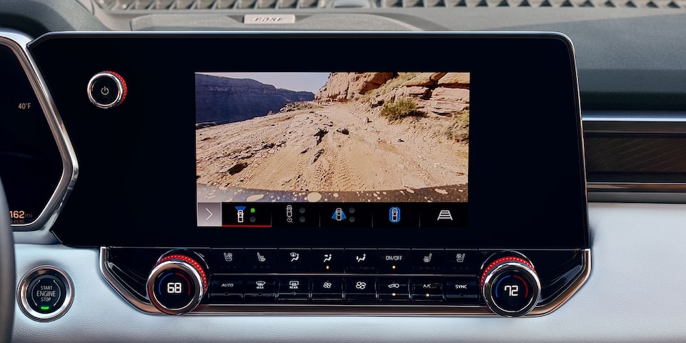 The 2025 GMC Canyon Elevation Display Screen showing a camera view.