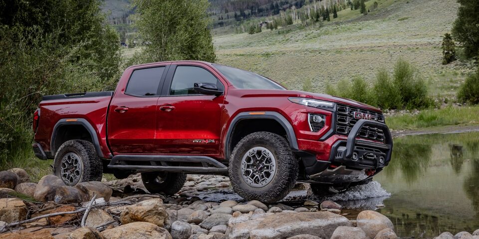 The Next Generation 2023 Canyon Pickup Truck GMC Canada