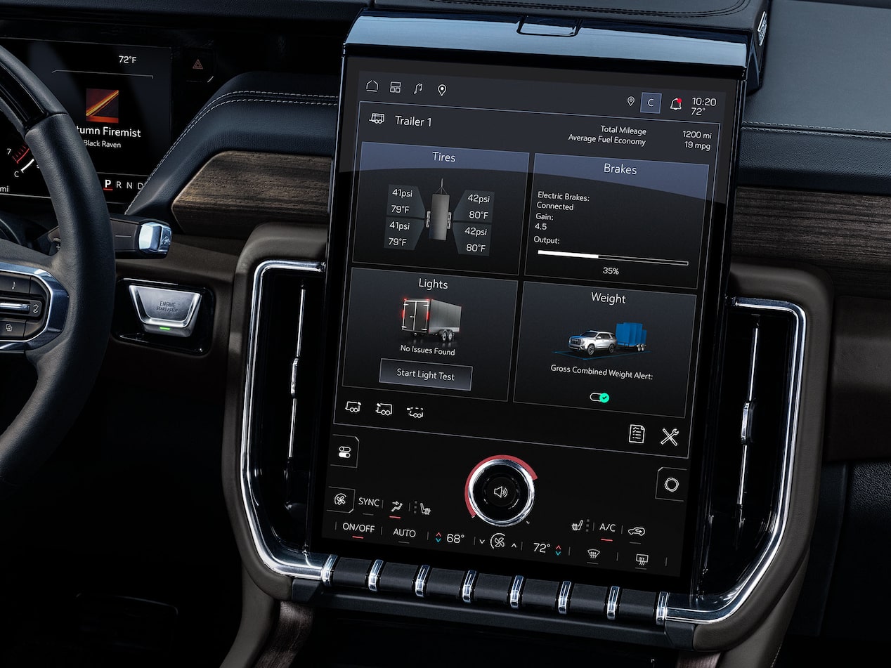 Close up view of the infotainment system on the 2025 GMC Yukon.