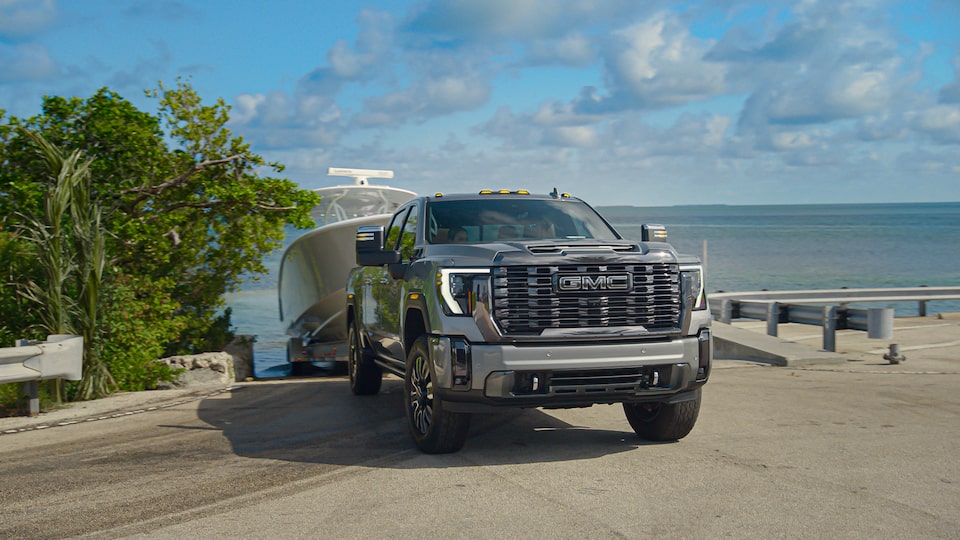 2024 GMC Sierra HD Denali trailering technology.